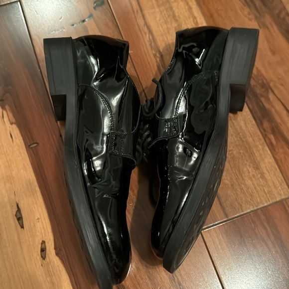 Leather shoes - Picture 4 of 5